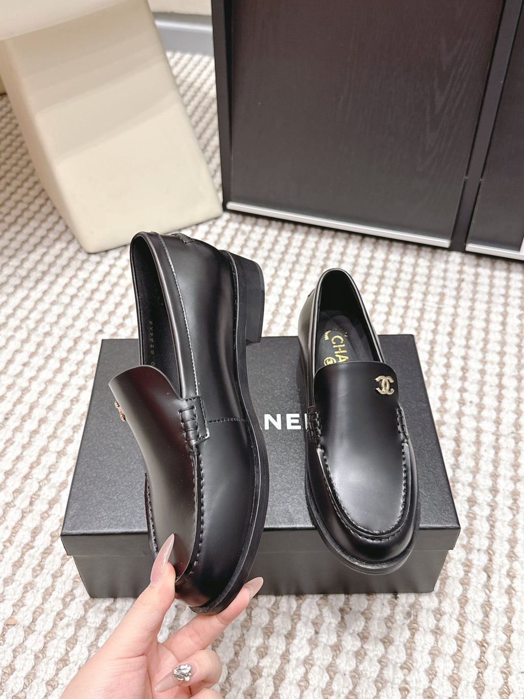 CHANEL 26S LOAFERS IN BLACK CALFSKIN