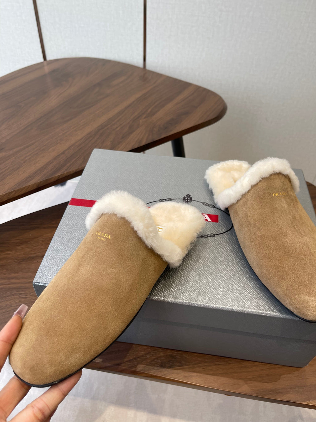 PRADA 25S CLOGS IN LIGHT BROWN SUEDE FUR-LINED