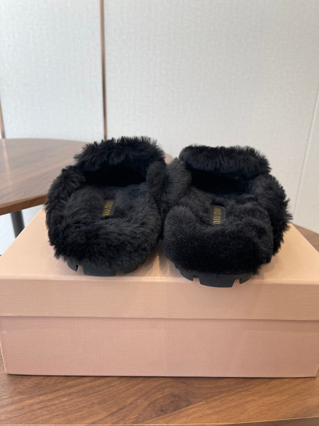 MIUMIU 25S MULES SLIPPERS SHEEPWOOL IN BLACK SUEDE