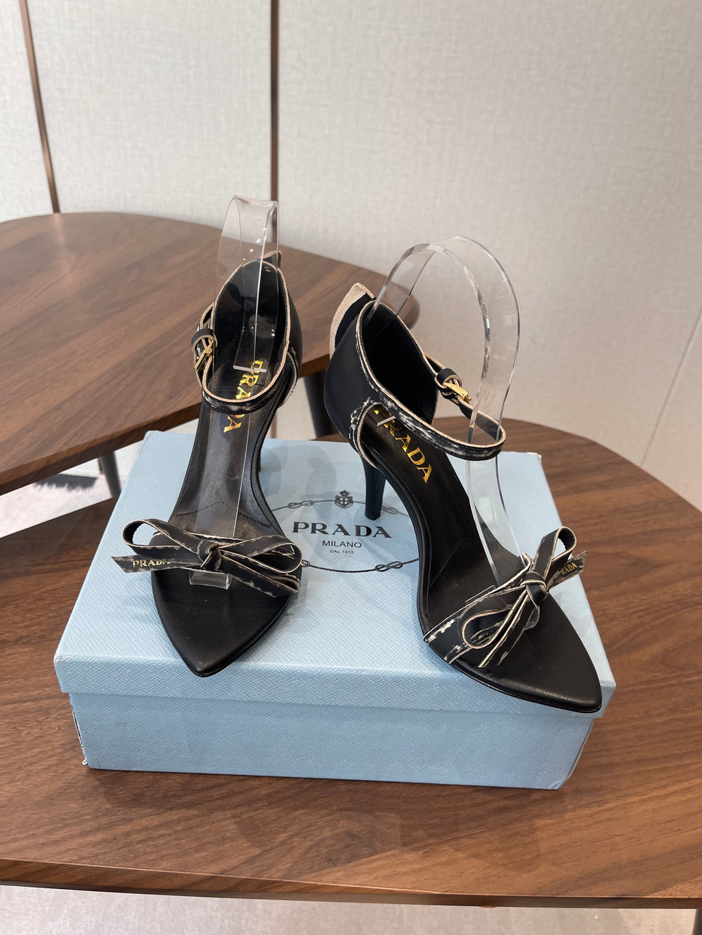 PRADA 26S HIGH HEEL SANDALS 85MM IN BLACK CALFSKIN WITH BOW