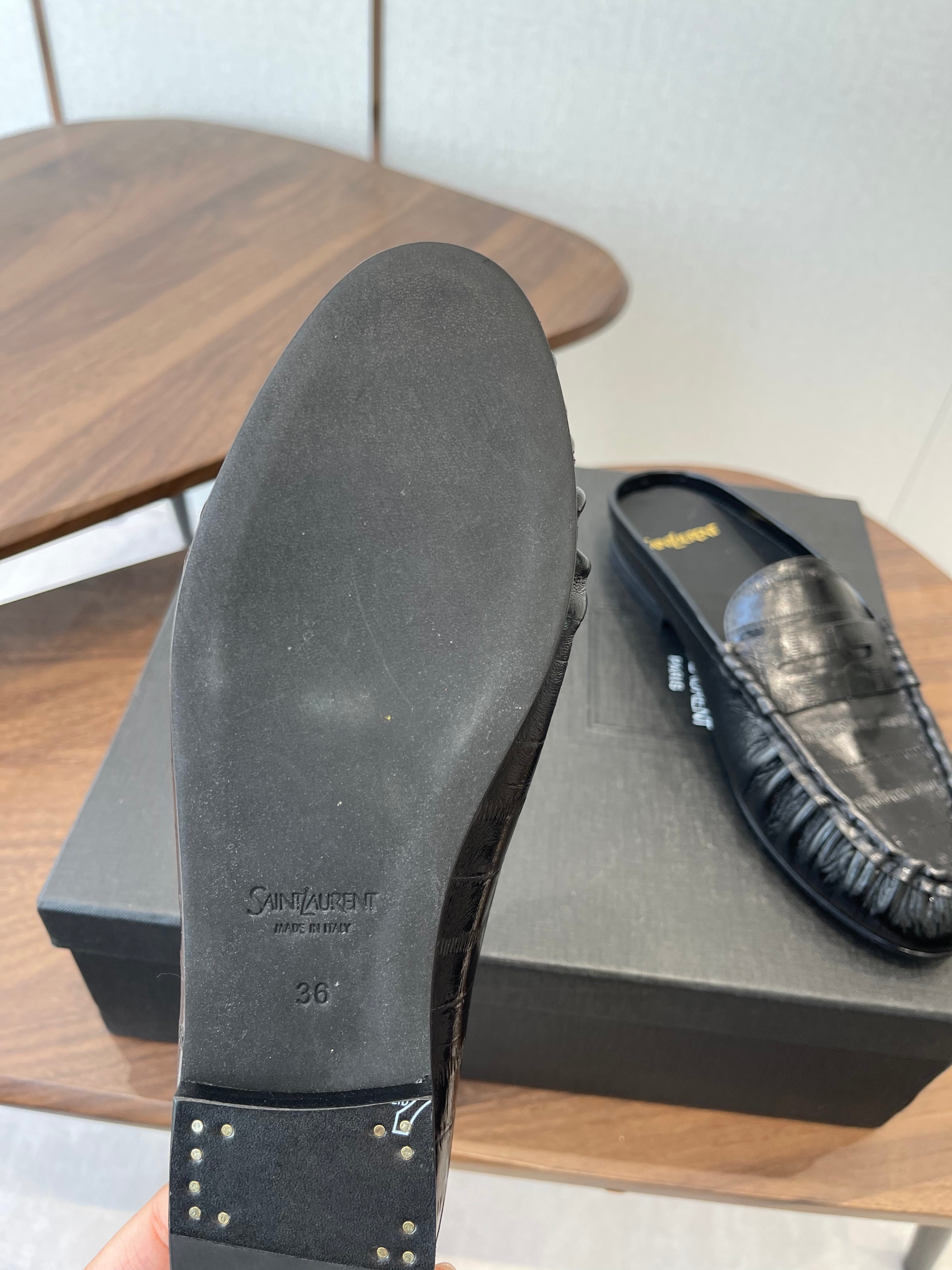 YSL 26S LOAFER MULES IN BLACK CALFSKIN