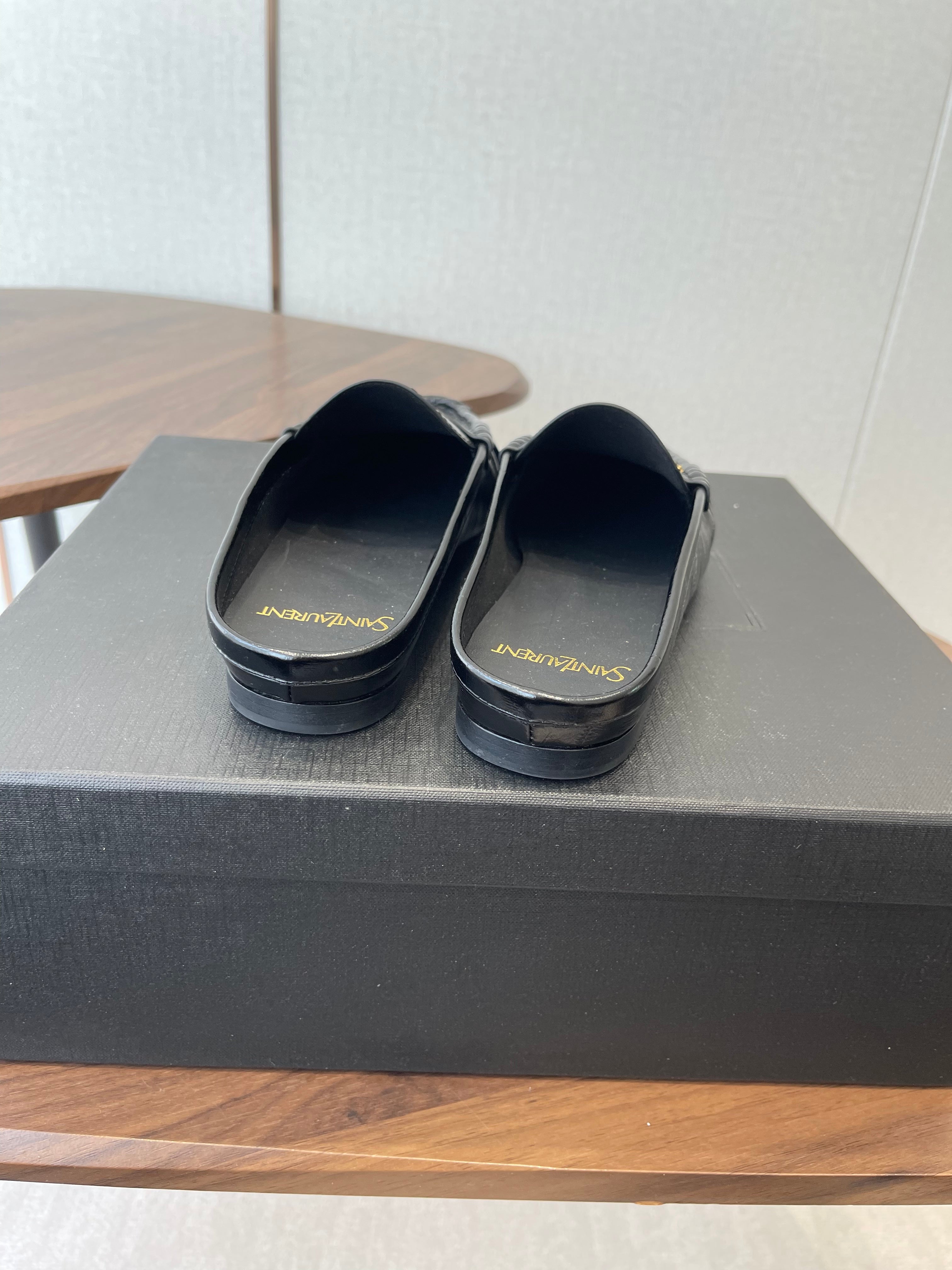 YSL 26S LOAFER MULES IN BLACK CALFSKIN