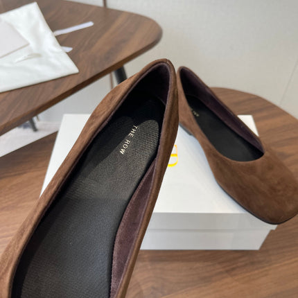 THE ROW 26S FLATS IN DARK BROWN SUEDE