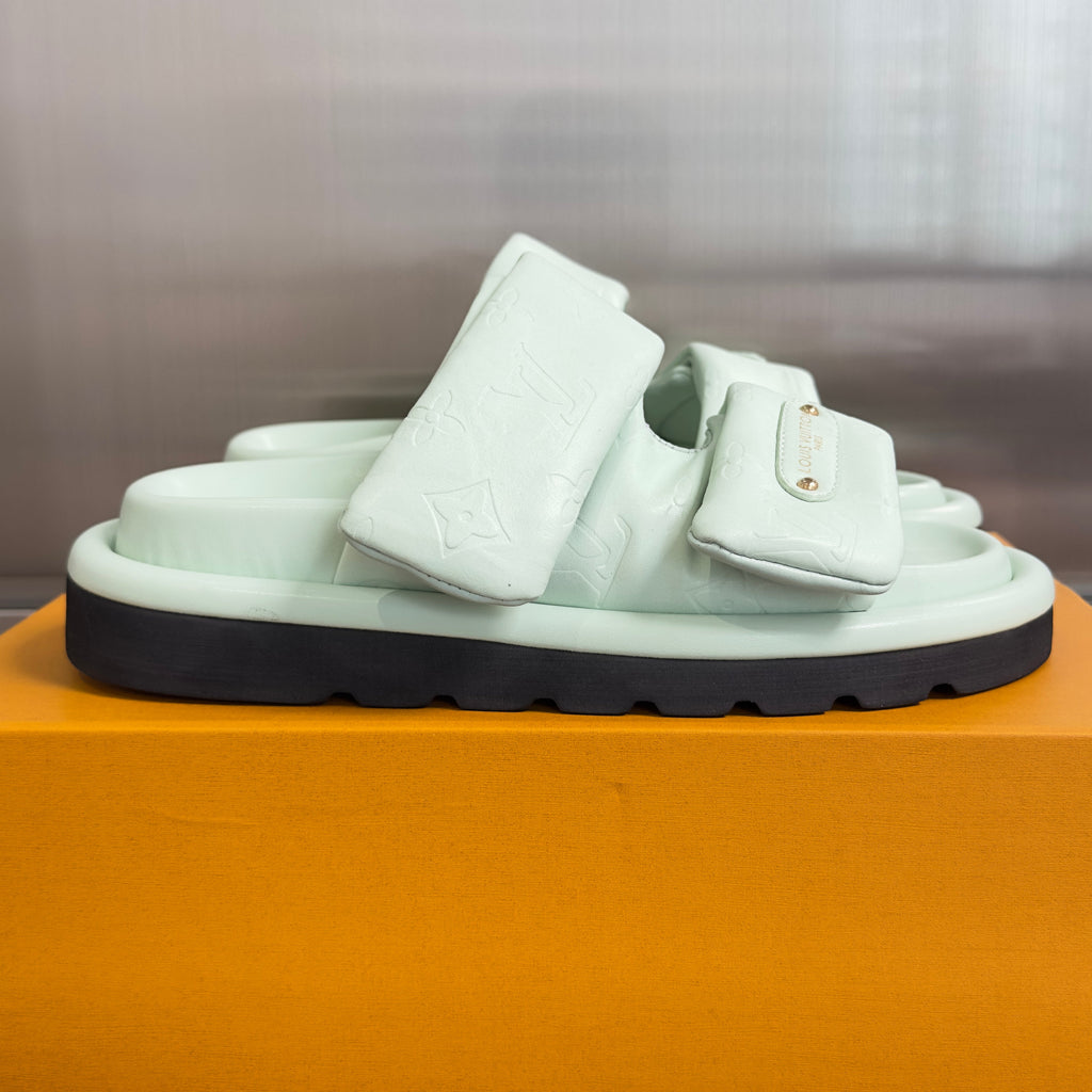 LV 26S PADDED SLIDES 40MM IN MINT GREEN CALFSKIN MONOGRAM
