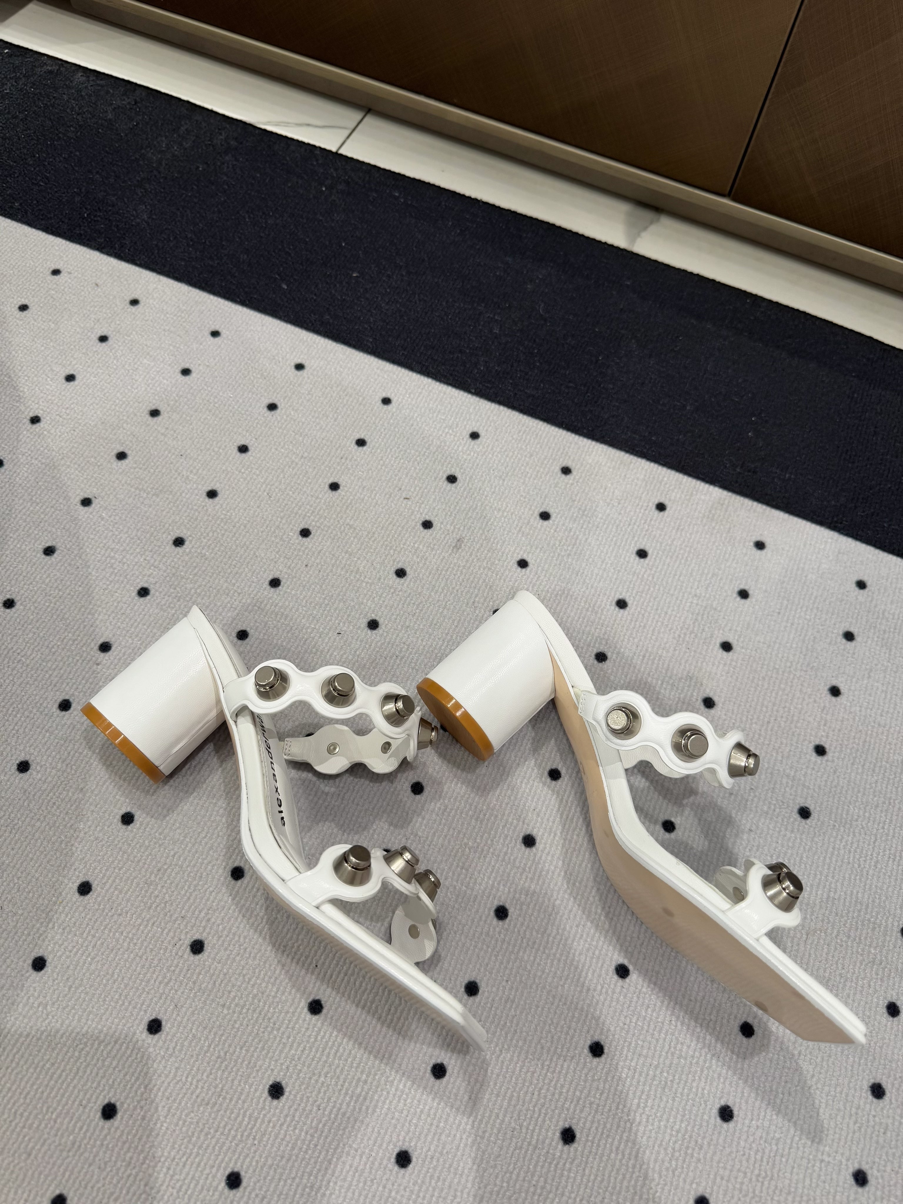 RIOT 65MM SANDAL IN WHITE LAMBSKIN