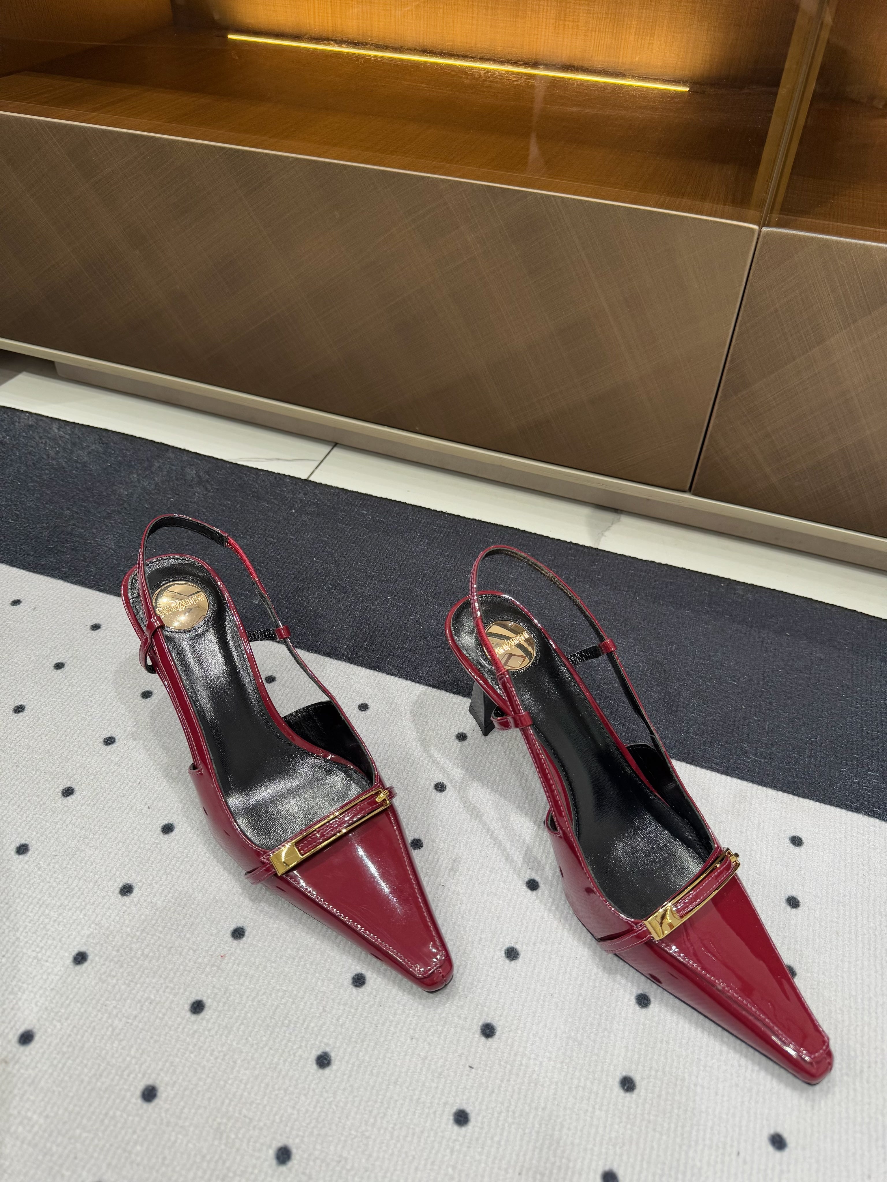YSL 26S HEELED SLINGBACKS 75 MM IN DARK RED GLOSSY CALFSKIN