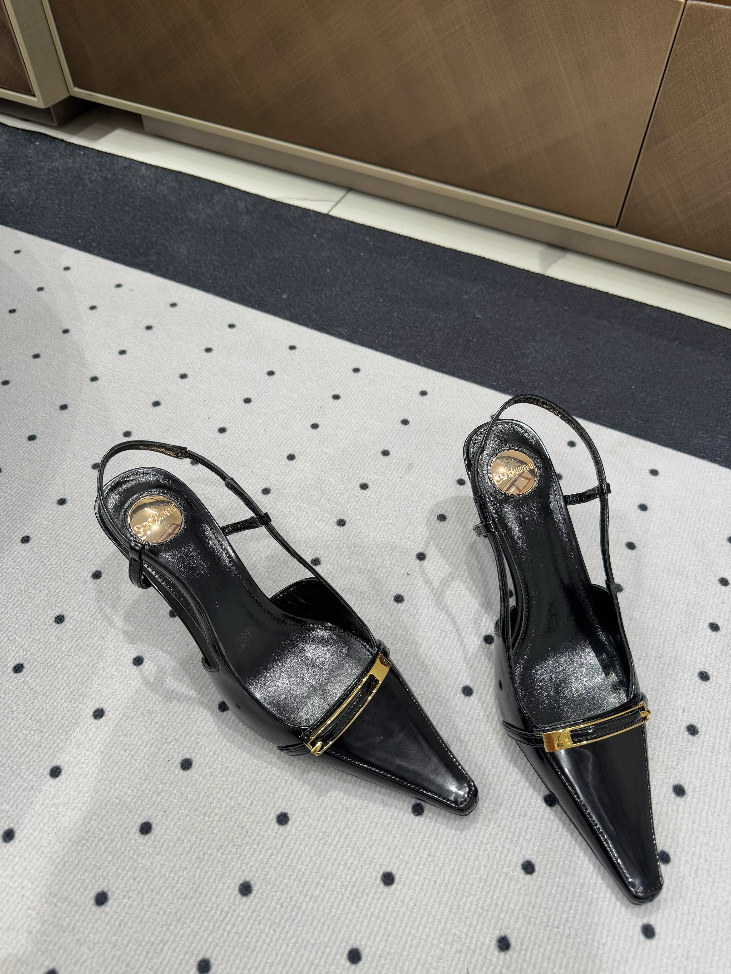 YSL 26S HEELED SLINGBACKS 75 MM IN BLACK PATENT CALFSKIN