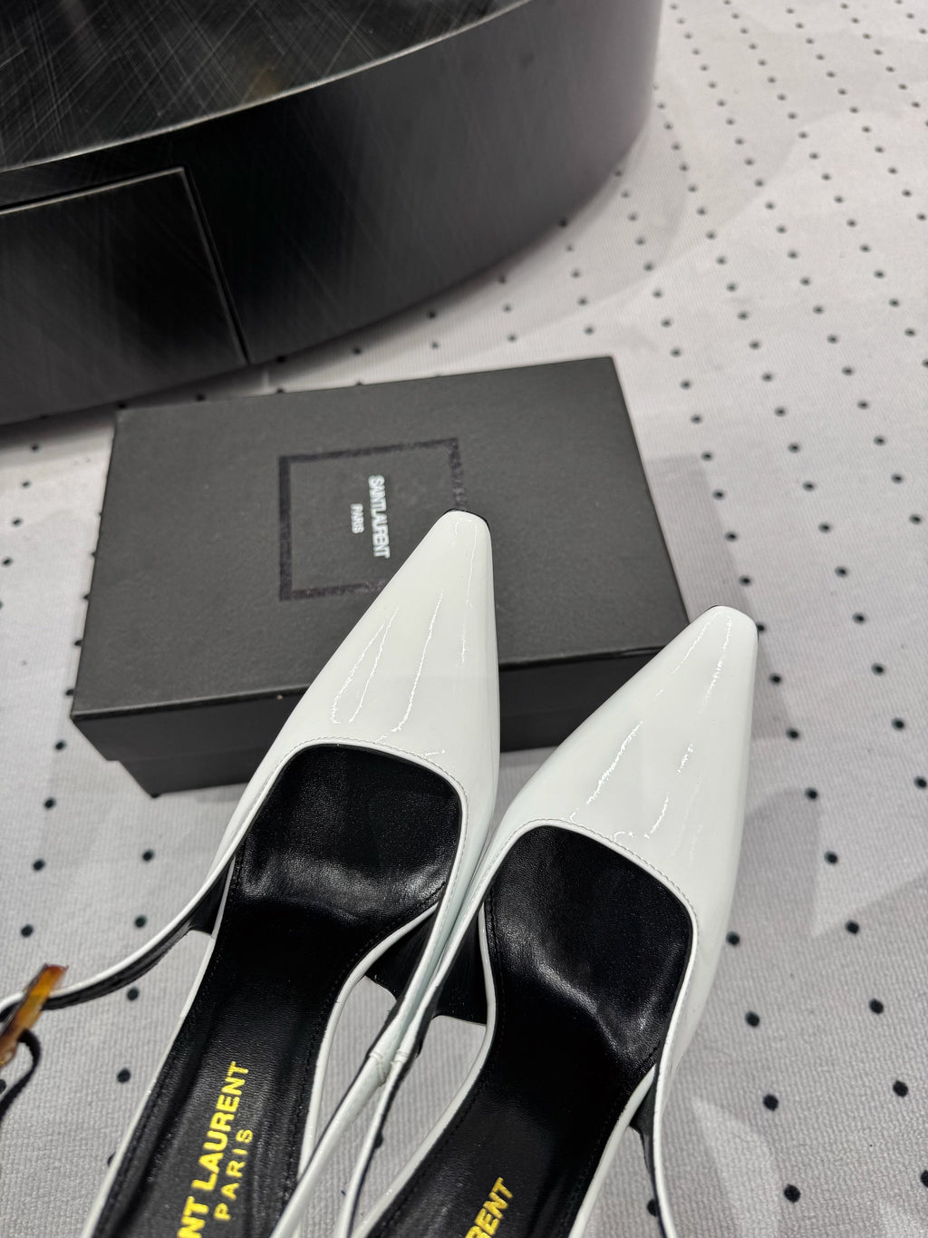 YSL 26S SLINGBACK HEELS 105 MM IN WHITE GLOSSY CALFSKIN WITH BUCKLE CLOSURE