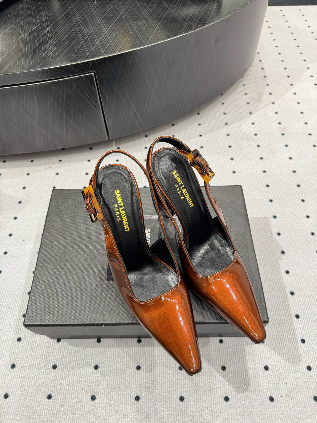 YSL 26S SLINGBACK HEELS 105 MM IN DARK ORANGE GLOSSY CALFSKIN WITH BUCKLE CLOSURE