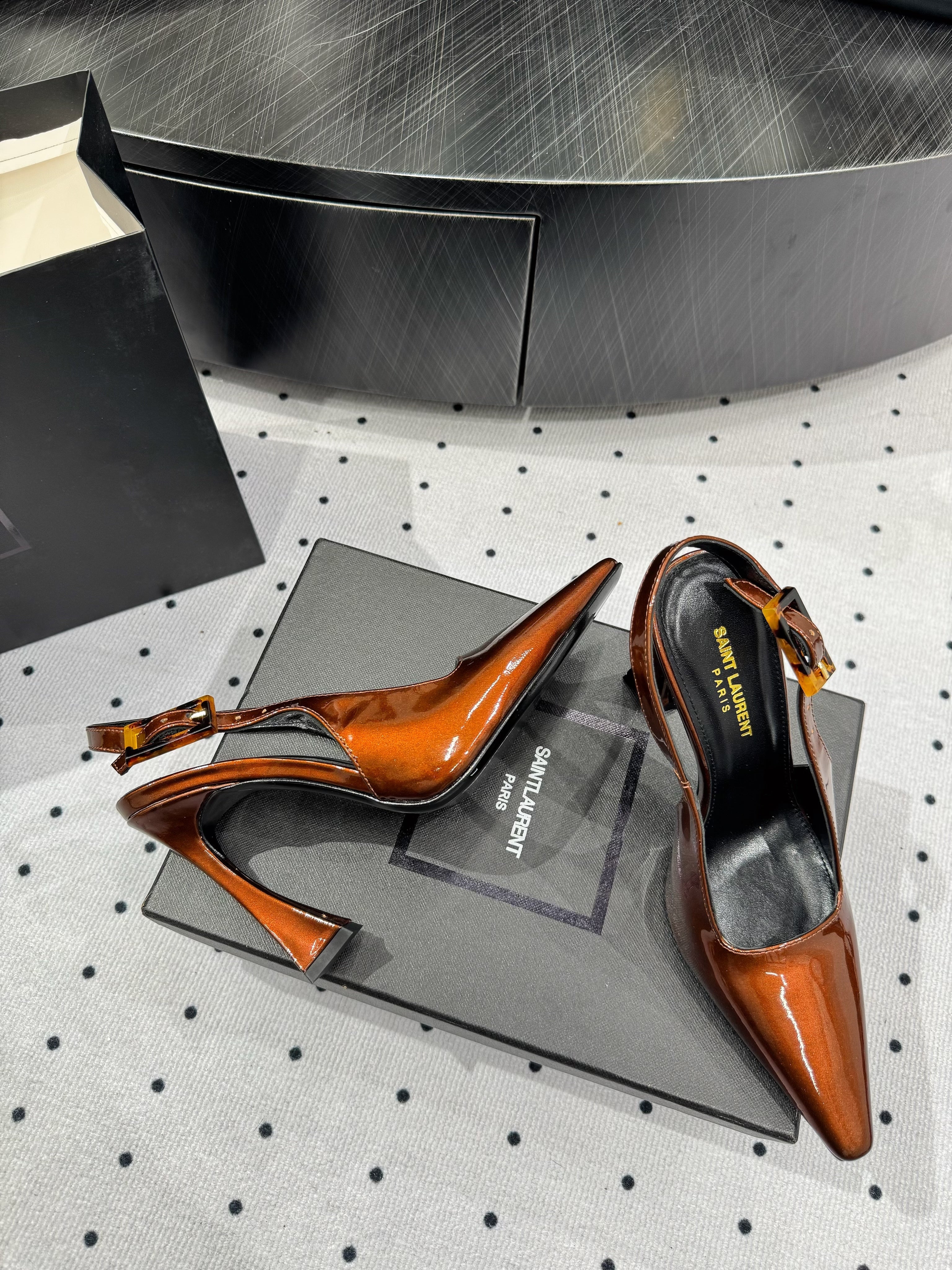 YSL 26S SLINGBACK HEELS 105 MM IN DARK ORANGE GLOSSY CALFSKIN WITH BUCKLE CLOSURE