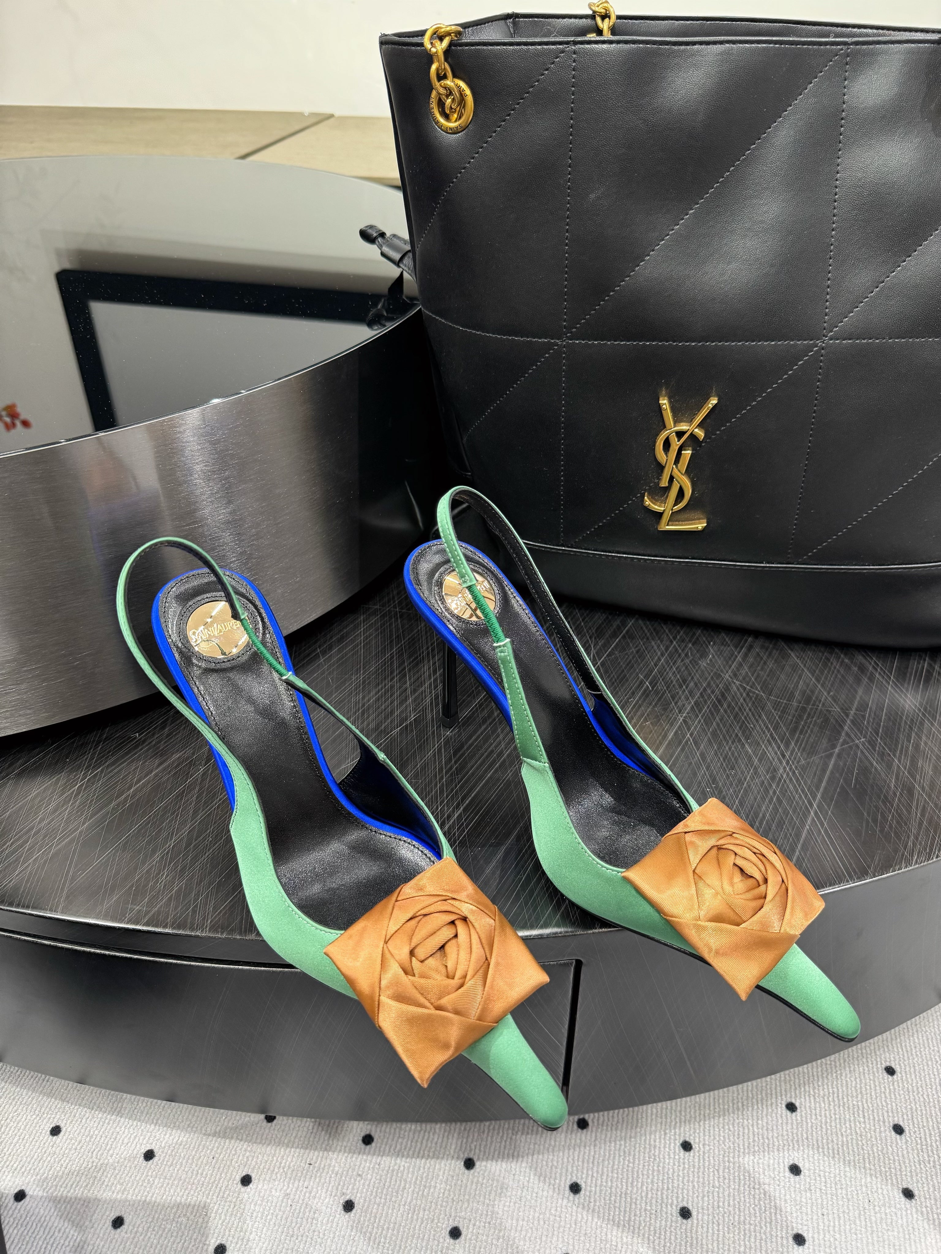 YSL 26S SLINGBACK HEELS 105 MM IN LIGHT BROWN AND GREEN SATIN