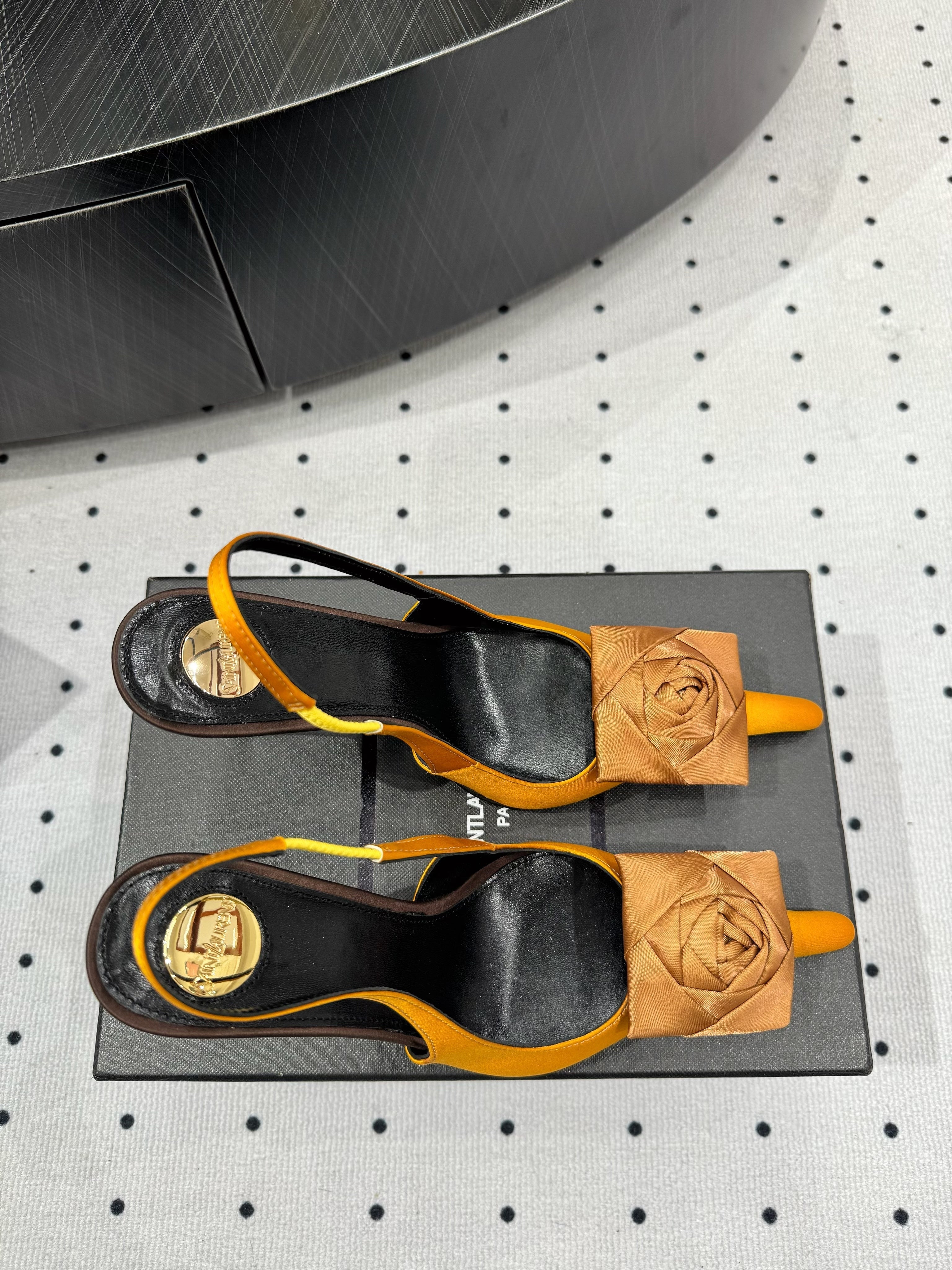 YSL 26S SLINGBACK HEELS 105 MM IN DARK ORANGE SATIN