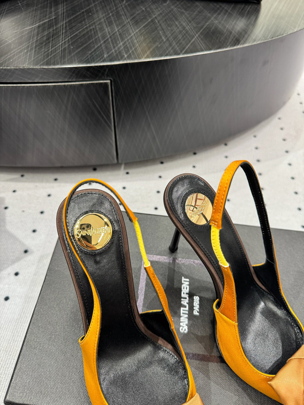 YSL 26S SLINGBACK HEELS 105 MM IN DARK ORANGE SATIN