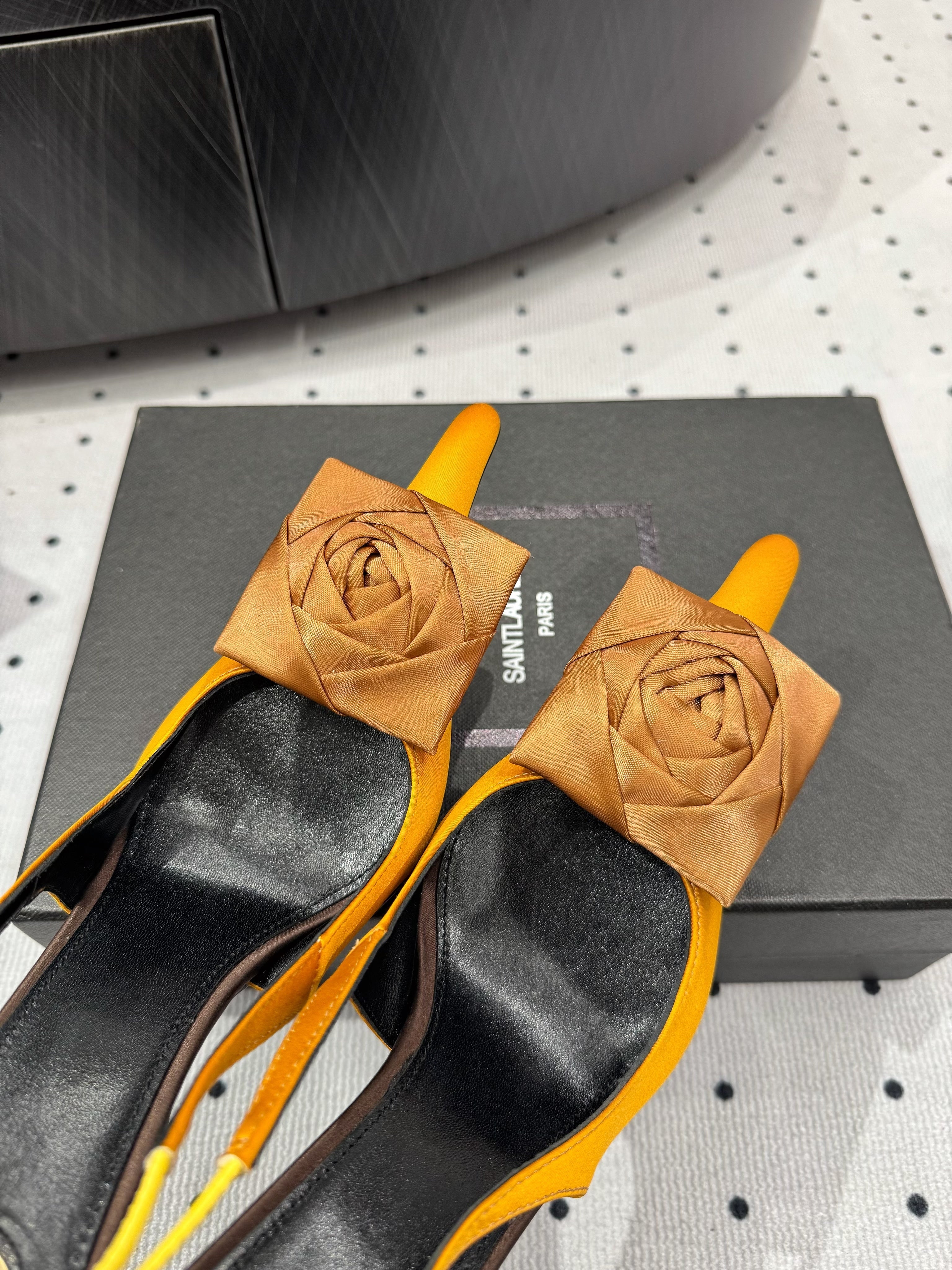 YSL 26S SLINGBACK HEELS 105 MM IN DARK ORANGE SATIN
