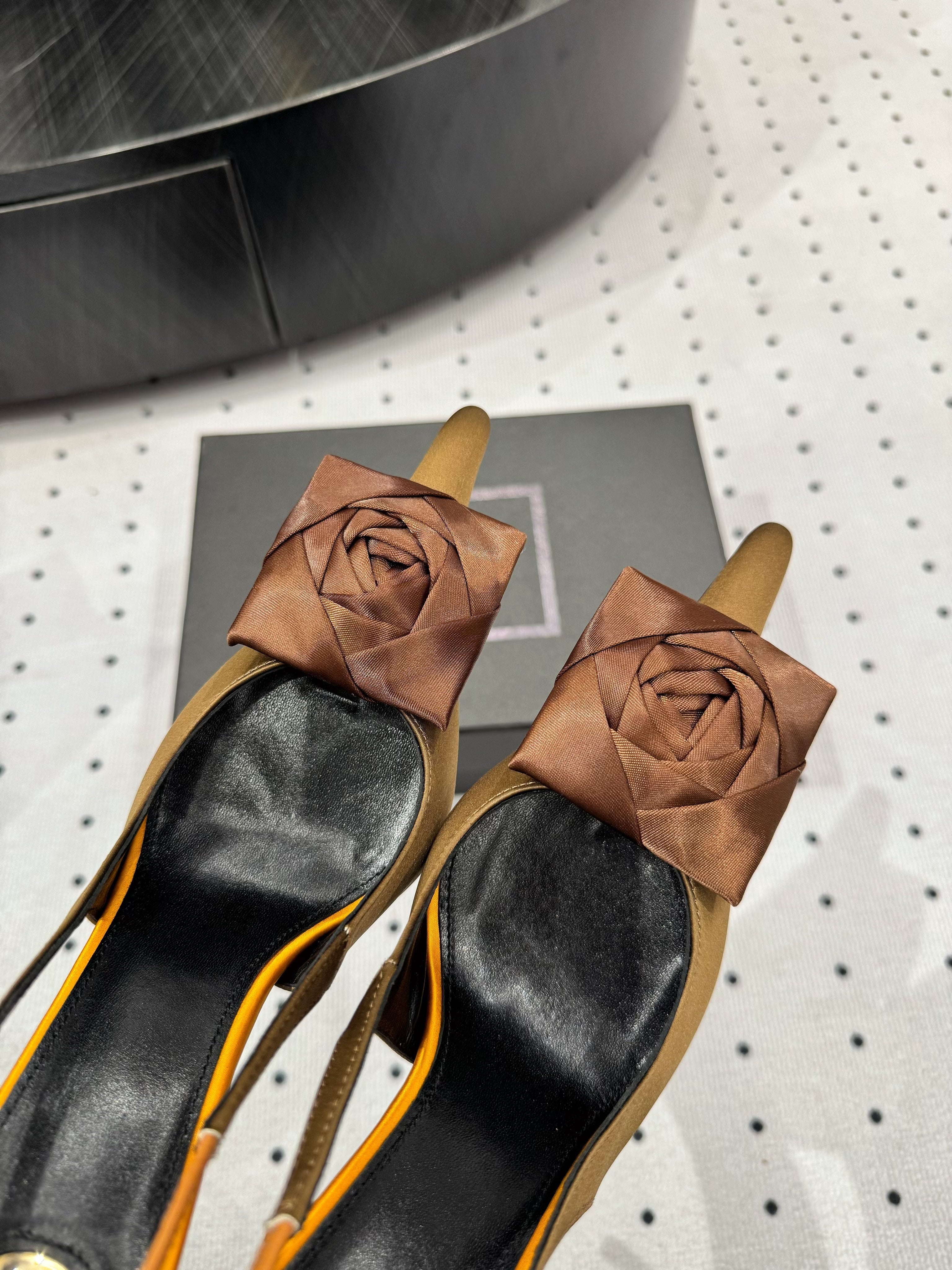 YSL 26S SLINGBACK HEELS 105 MM IN BROWN AND OLIVE SATIN