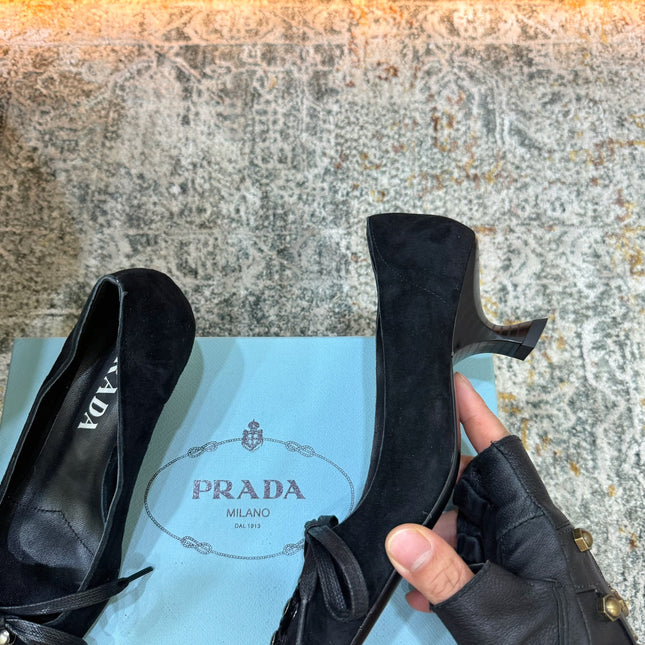 PRADA 26S POINTED TOE LACE UP STUDDED PUMPS 55MM IN BLACK CALFSKIN