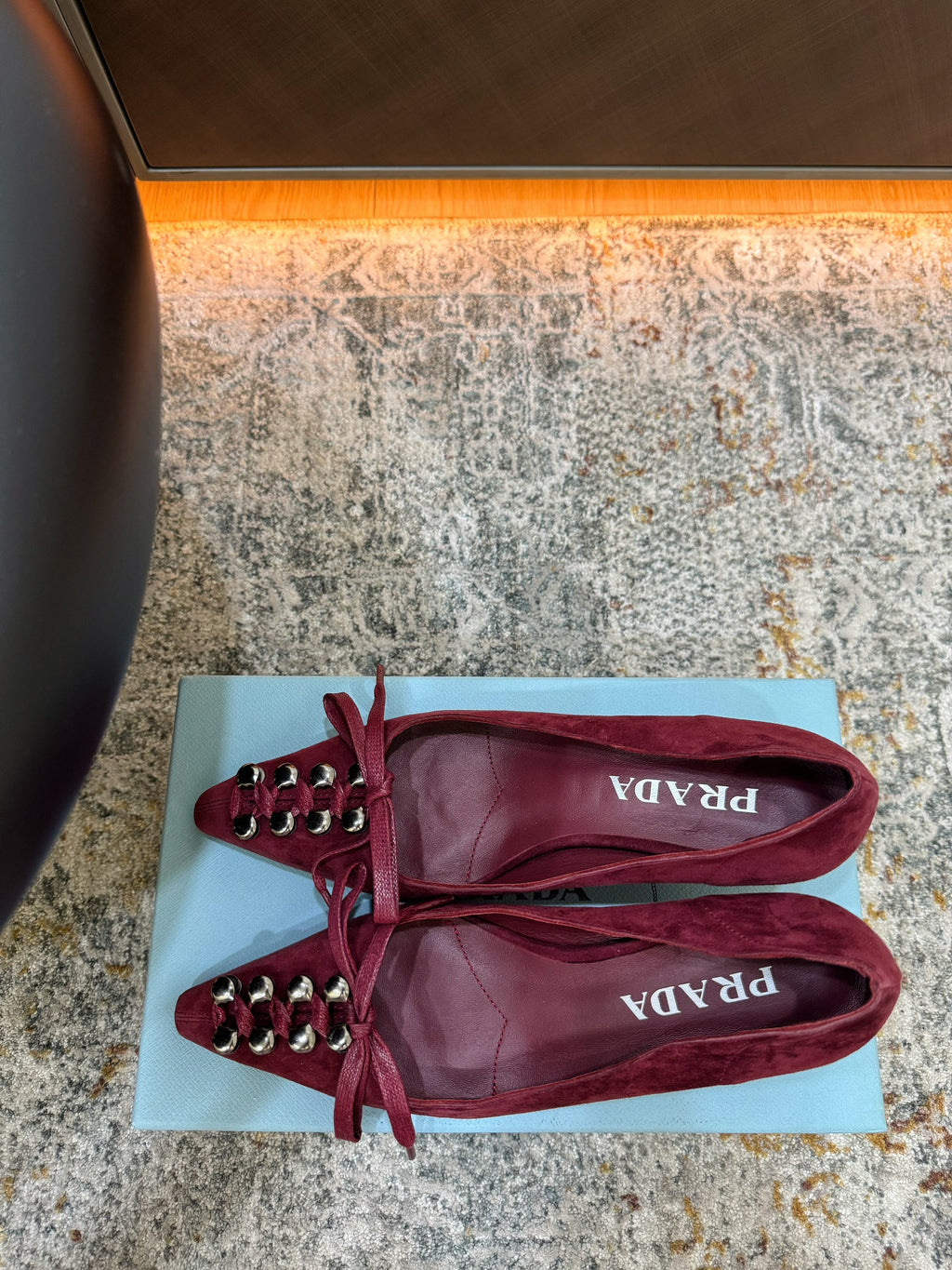 PRADA 26S POINTED TOE LACE UP STUDDED PUMPS 55MM IN BURGUNDY RED SUEDE