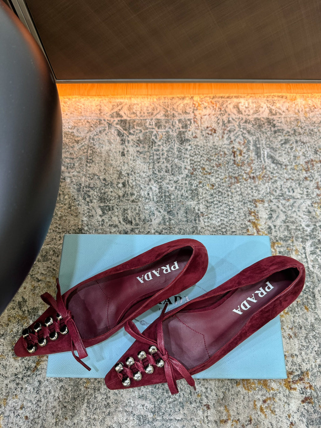 PRADA 26S POINTED TOE LACE UP STUDDED PUMPS 55MM IN BURGUNDY RED SUEDE