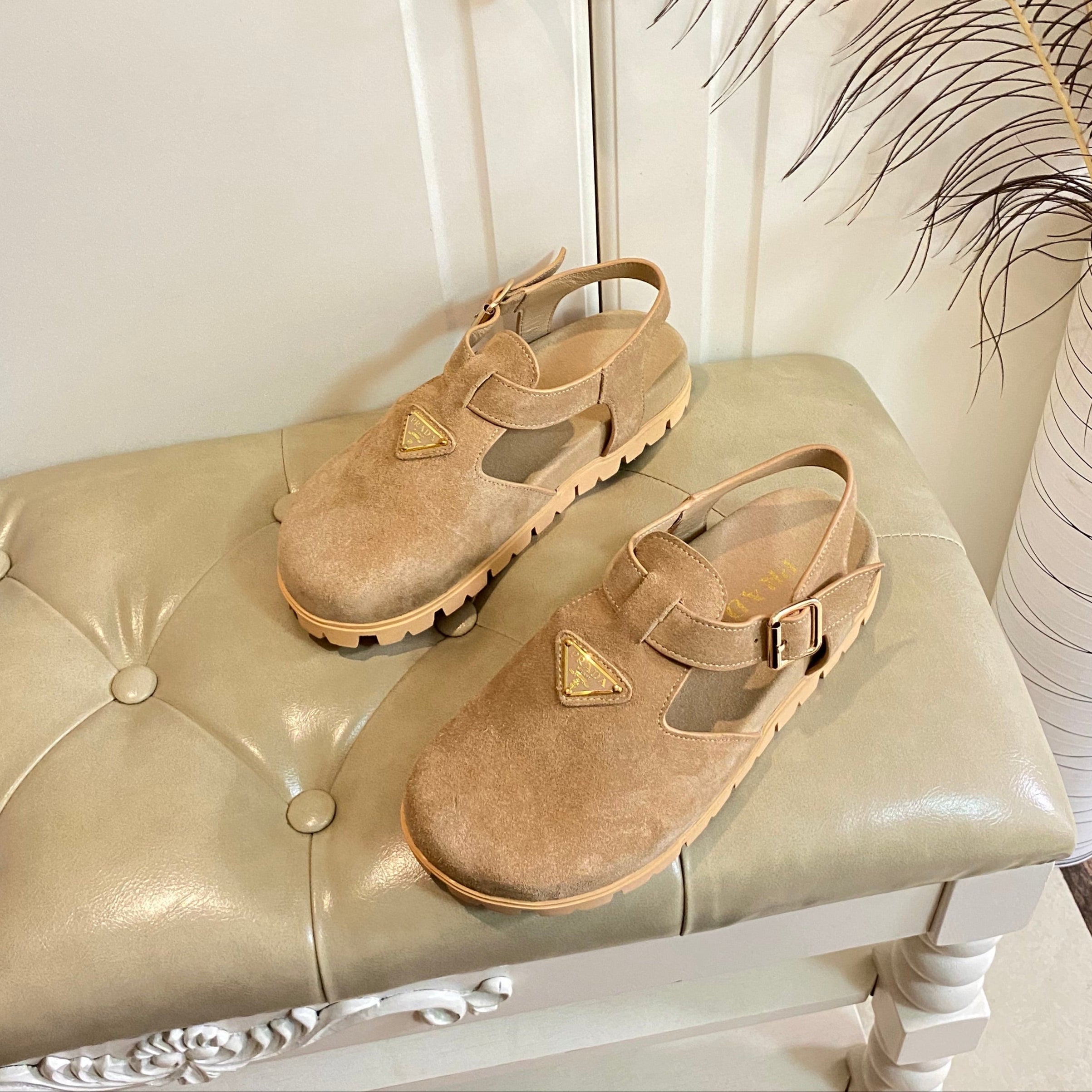 RUBBER SOLE SANDALS IN DARK BEIGE SUEDE