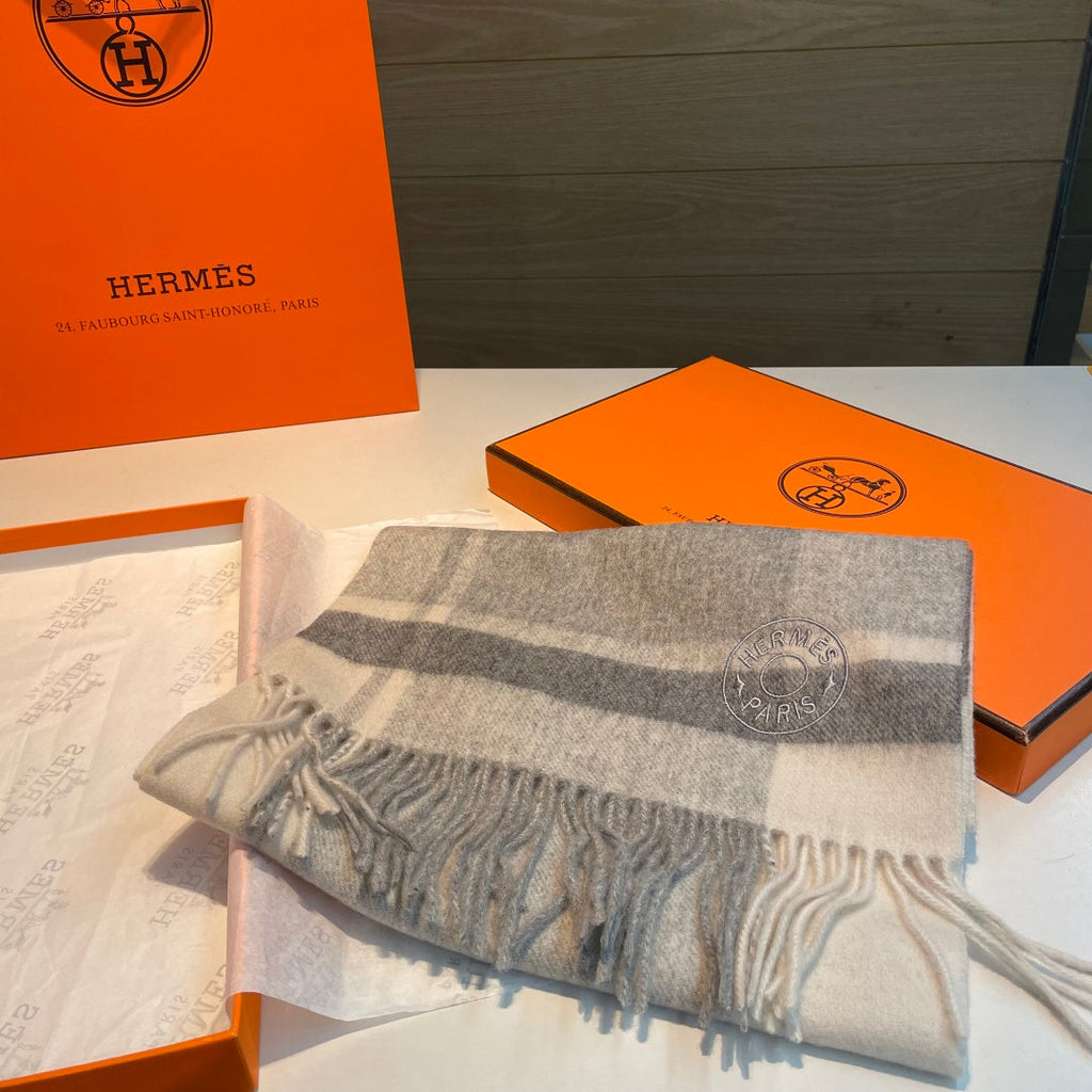 HERMES 25S SCARF 180 IN CASHMERE 989918