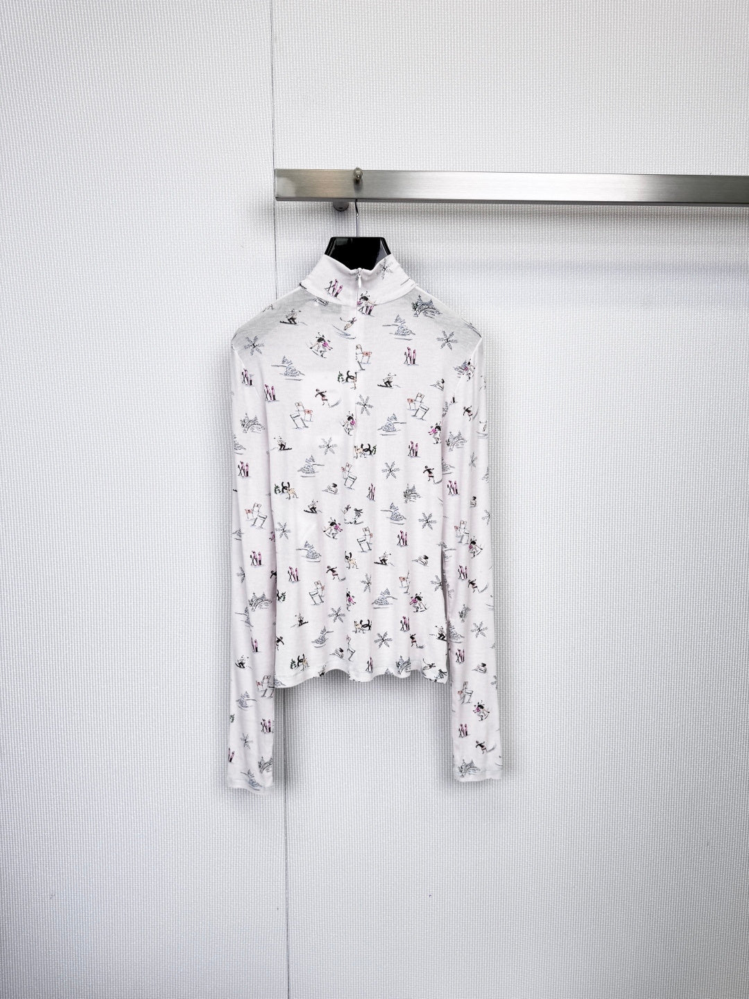 CHANEL 25S PATTERNED TURTLENECK SWEATER 380