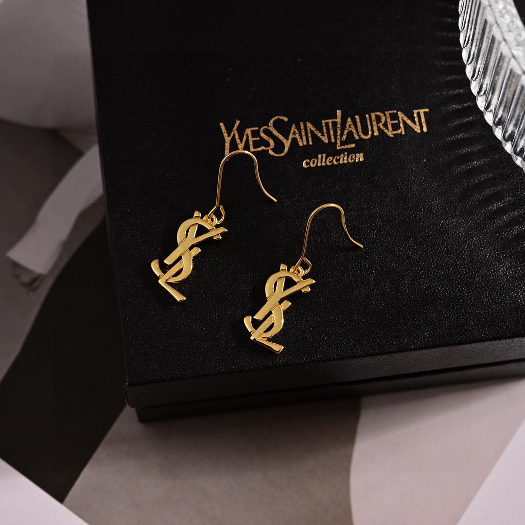 YSL 26S LOGO DROP HOOK EARRINGS IN GOLD TONE METAL 621527