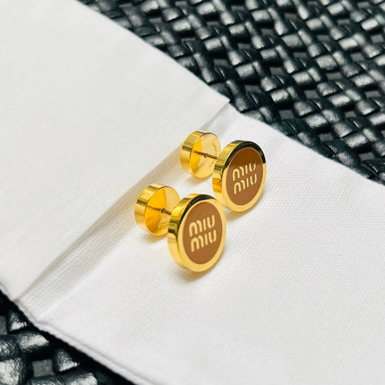 MIUMIU 26S ROUND LOGO STUD EARRINGS IN BROWN ENAMEL AND GOLD TONE METAL 626876