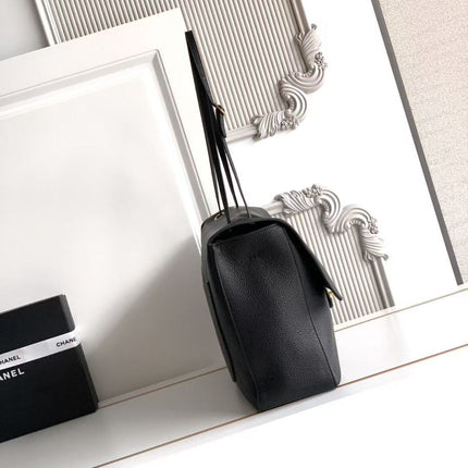 CHANEL 26S SOUPLISSIMO MAXI FLAP 39 IN BLACK GRAINED CALFSKIN GOLD HARDWARE