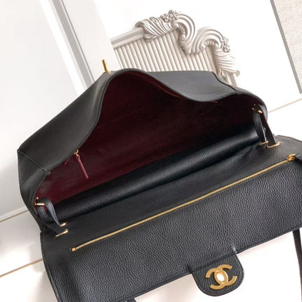 CHANEL 26S SOUPLISSIMO MAXI FLAP 39 IN BLACK GRAINED CALFSKIN GOLD HARDWARE