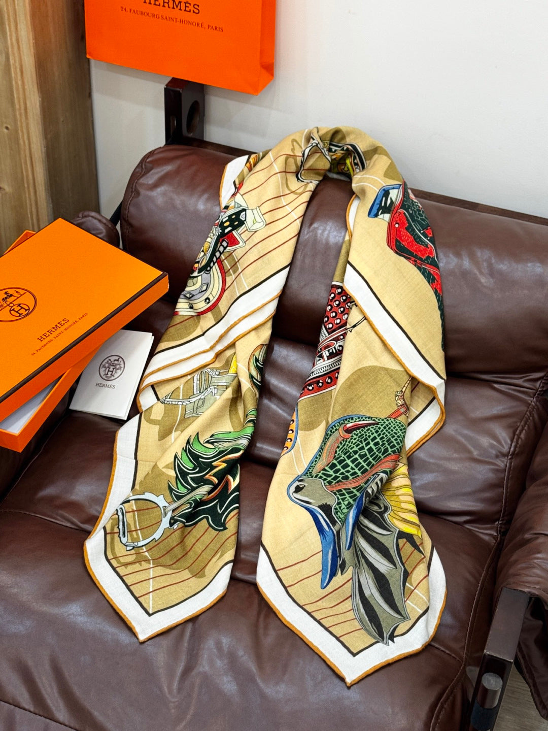 HERMES 25S SCARF 140 IN SILK CASHMERE 989487