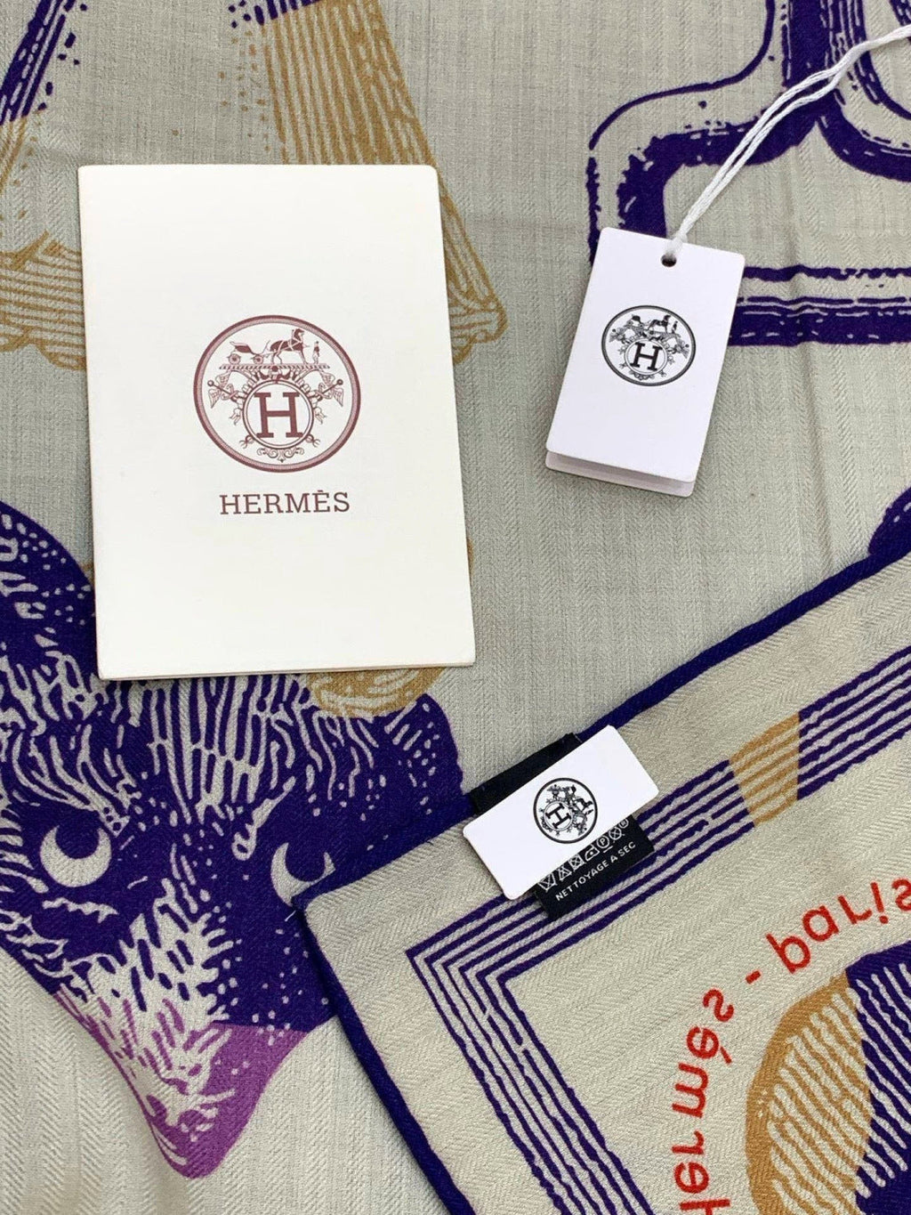HERMES 26S SCARF 140 IN CASHMERE AND SILK 303155
