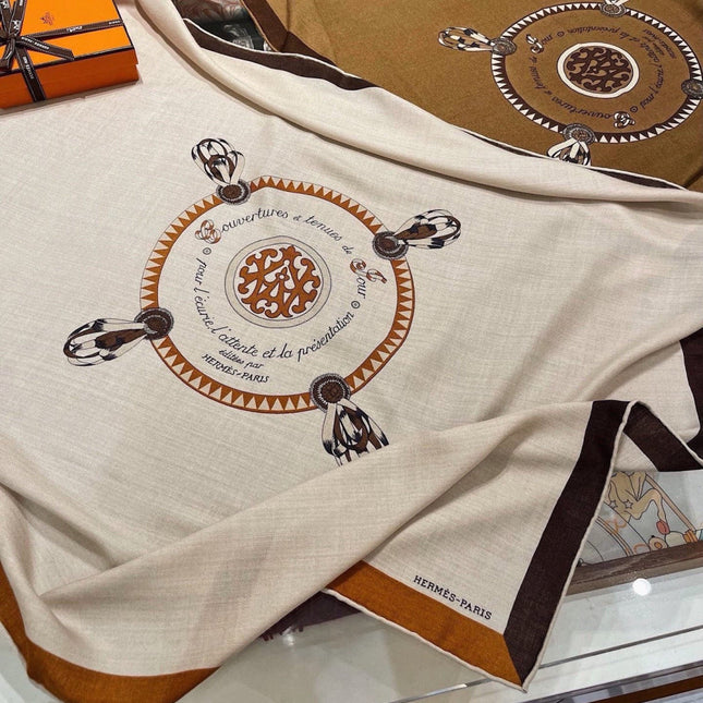 HERMES 26S SCARF 140 IN CASHMERE AND SILK 304240