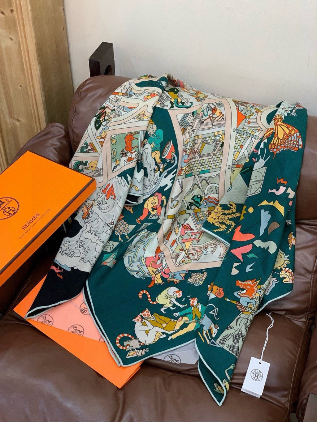 HERMES 26S SCARF 135 IN CASHMERE AND SILK 304251
