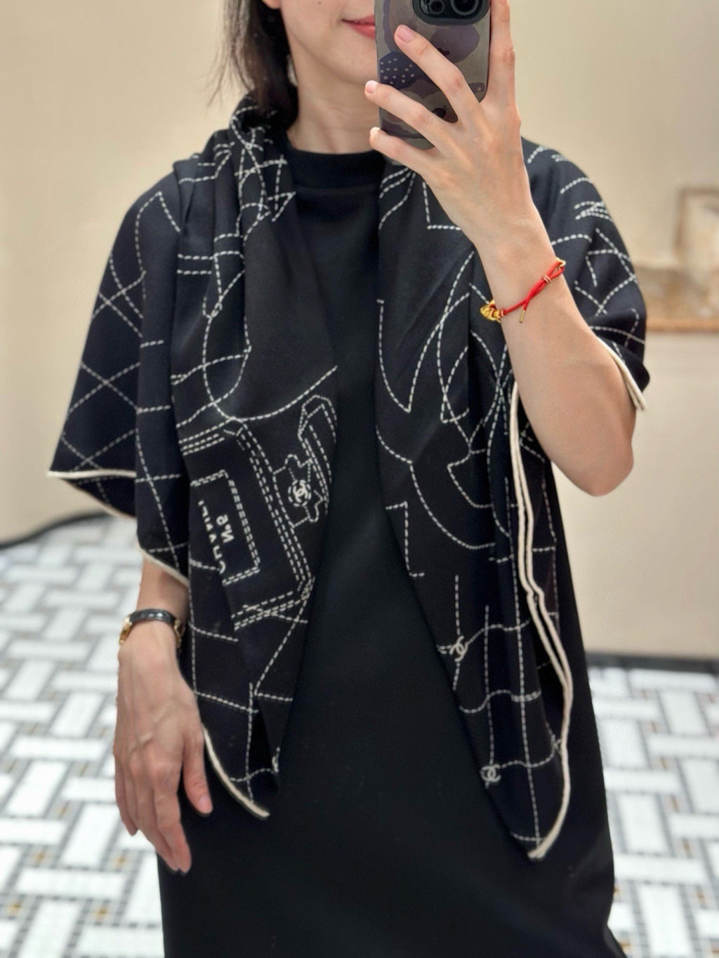 CHANEL 26S SCARF 140 IN CASHMERE AND SILK 304714