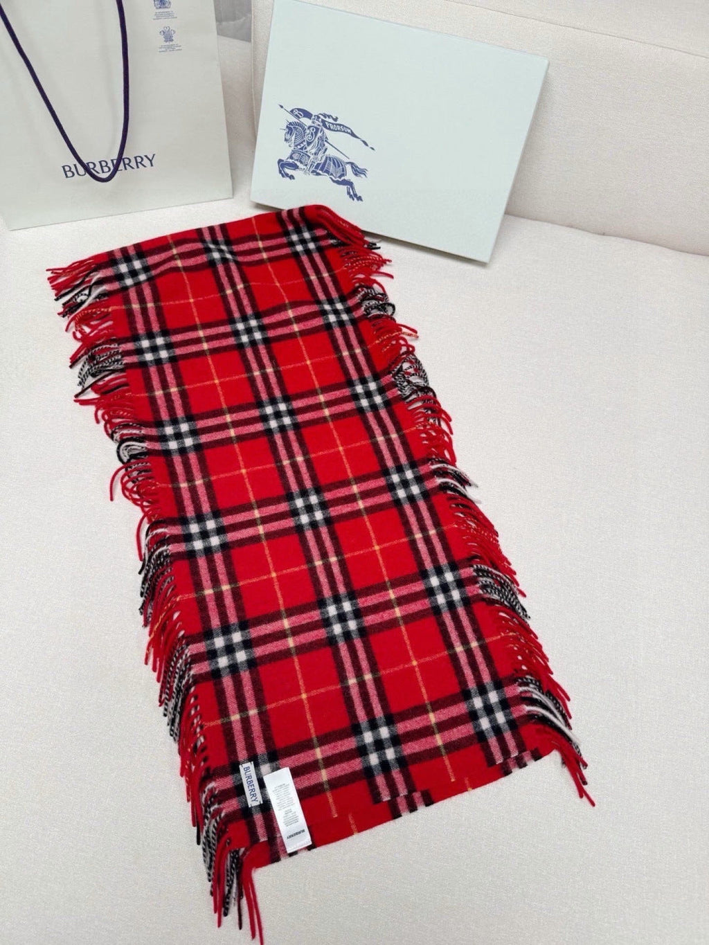 BURBERRY 26S SCARF 155CM IN CASHMERE 309948