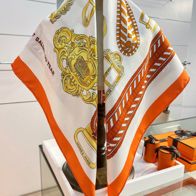 HERMES 26S PRINTED SQUARE SCARF 88 IN SILK 309940
