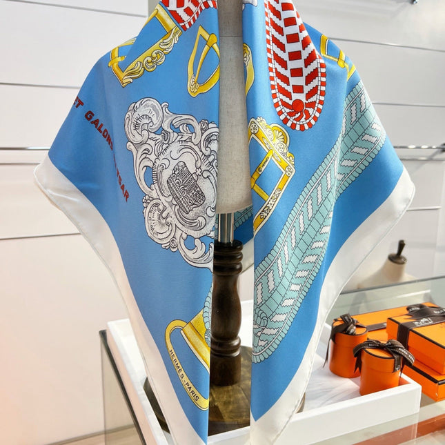 HERMES 26S PRINTED SQUARE SCARF 88 IN SILK 309941
