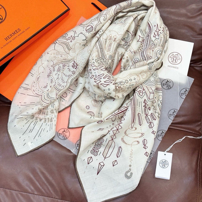 HERMES 26S PRINTED SQUARE SCARF 135 IN SILK 311978