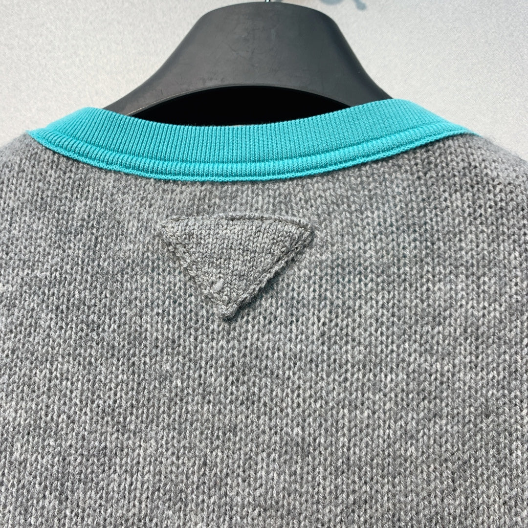PRADA 26S SHORT SLEEVED KNIT T-SHIRT 725