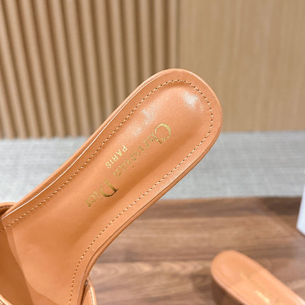 DIOR 26S LOW HEEL SLIDE SANDALS IN CARAMEL BROWN CALFSKIN PEARL GOLD BUCKLE
