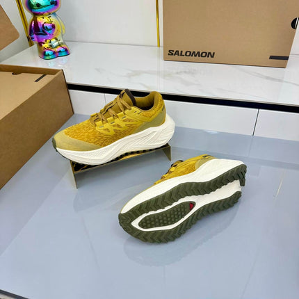 ALO 25S SALOMON ODYSSEY ELMT SNEAKER 45 MM IN YELLOW FABRIC