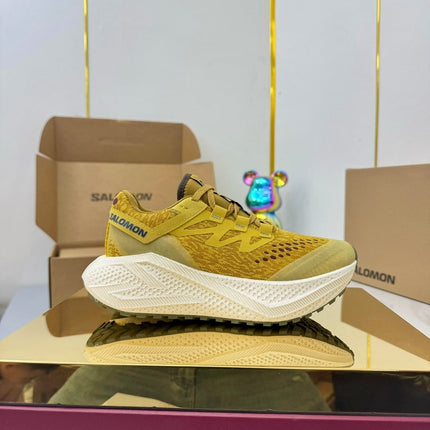 ALO 25S SALOMON ODYSSEY ELMT SNEAKER 45 MM IN YELLOW FABRIC
