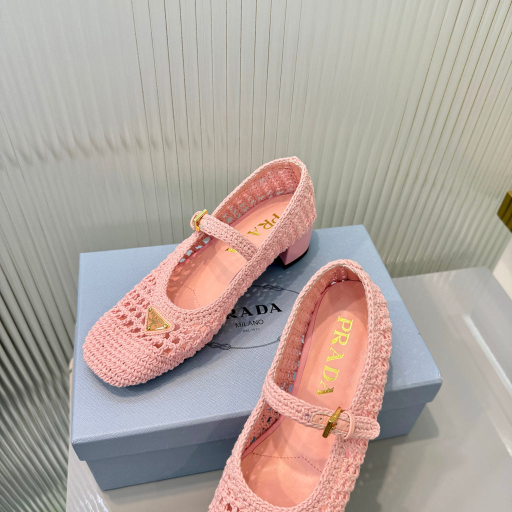 PRADA 26S LOGO PLAQUE CROCHET MARY JANE PUMPS 50MM IN BLUSH PINK WOVEN FIBER