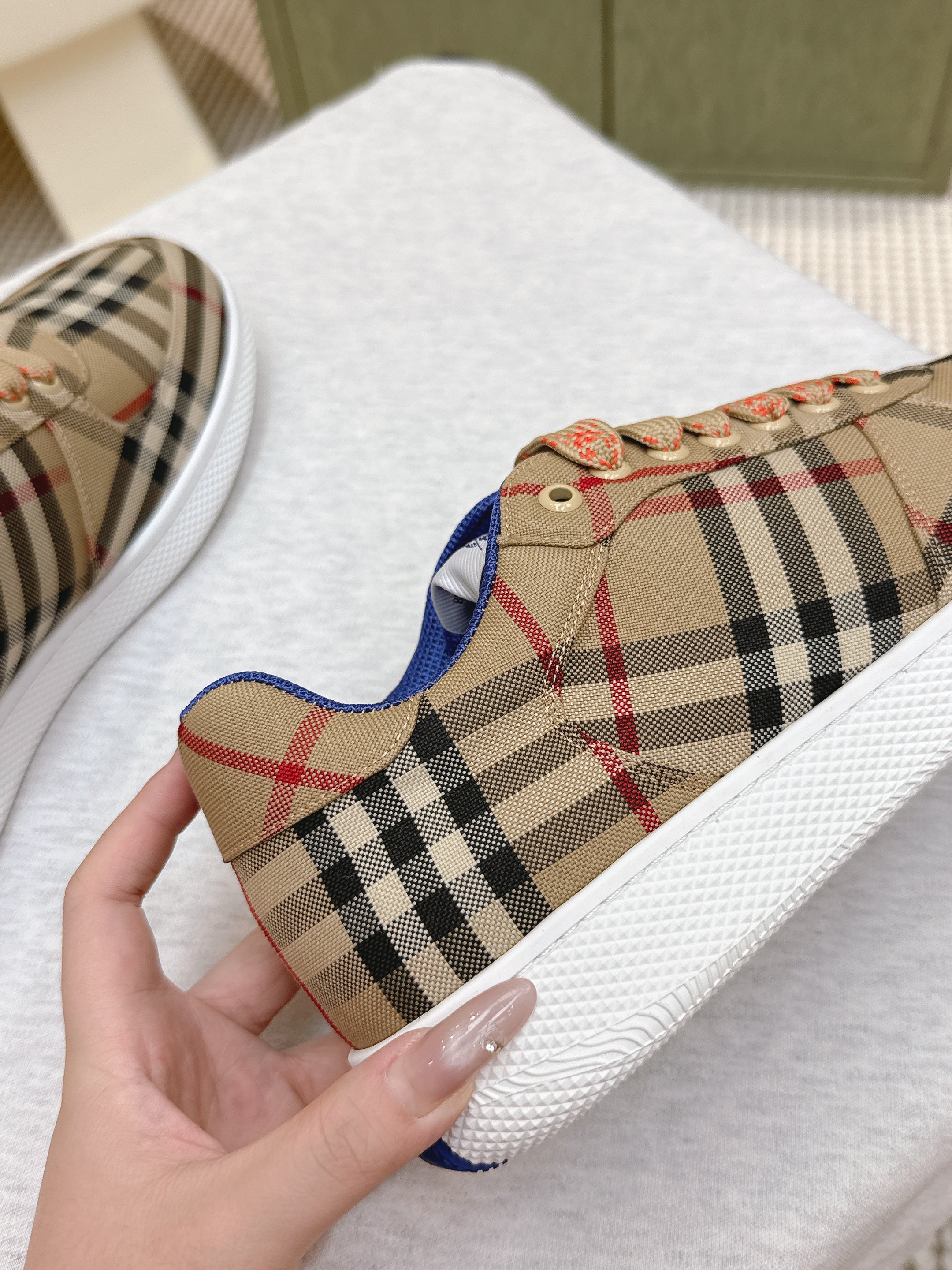 BURBERRY 26S PLAID TERRACE SNEAKERS IN LIGHT BROWN CANVAS STYLE 13