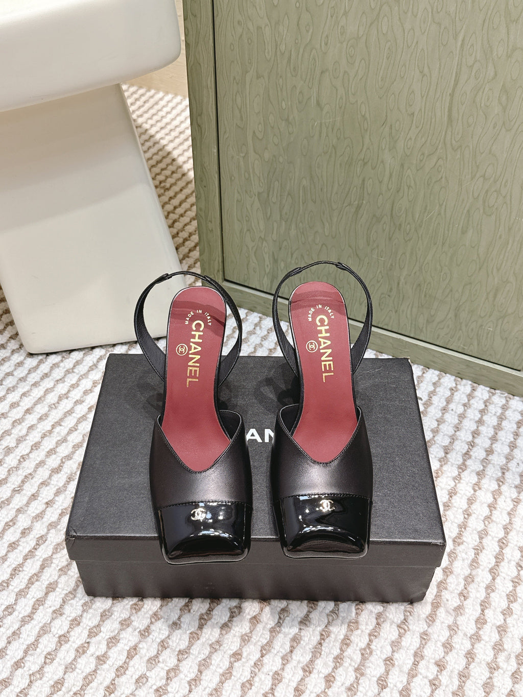 CHANEL 25S HIGH-HEELED SQUARE-TOE SLINGBACK 90MM IN BLACK CALFSKIN