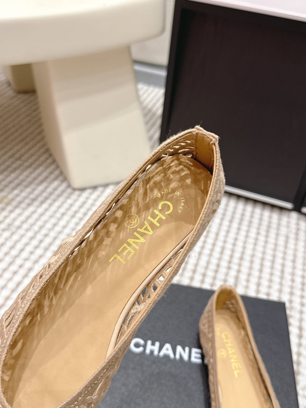 CHANEL 26S BALLET FLATS IN BEIGE MESH AND FABRIC
