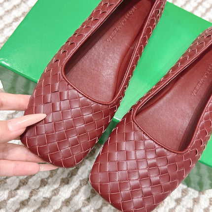 BOTTEGA VENETA 26S SQUARE-TOE FLATS IN RED TECHNICAL WOVEN LAMBSKIN