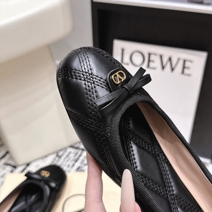 VALENTINO 26S QUILTED BALLET FLATS IN BLACK LAMBSKIN