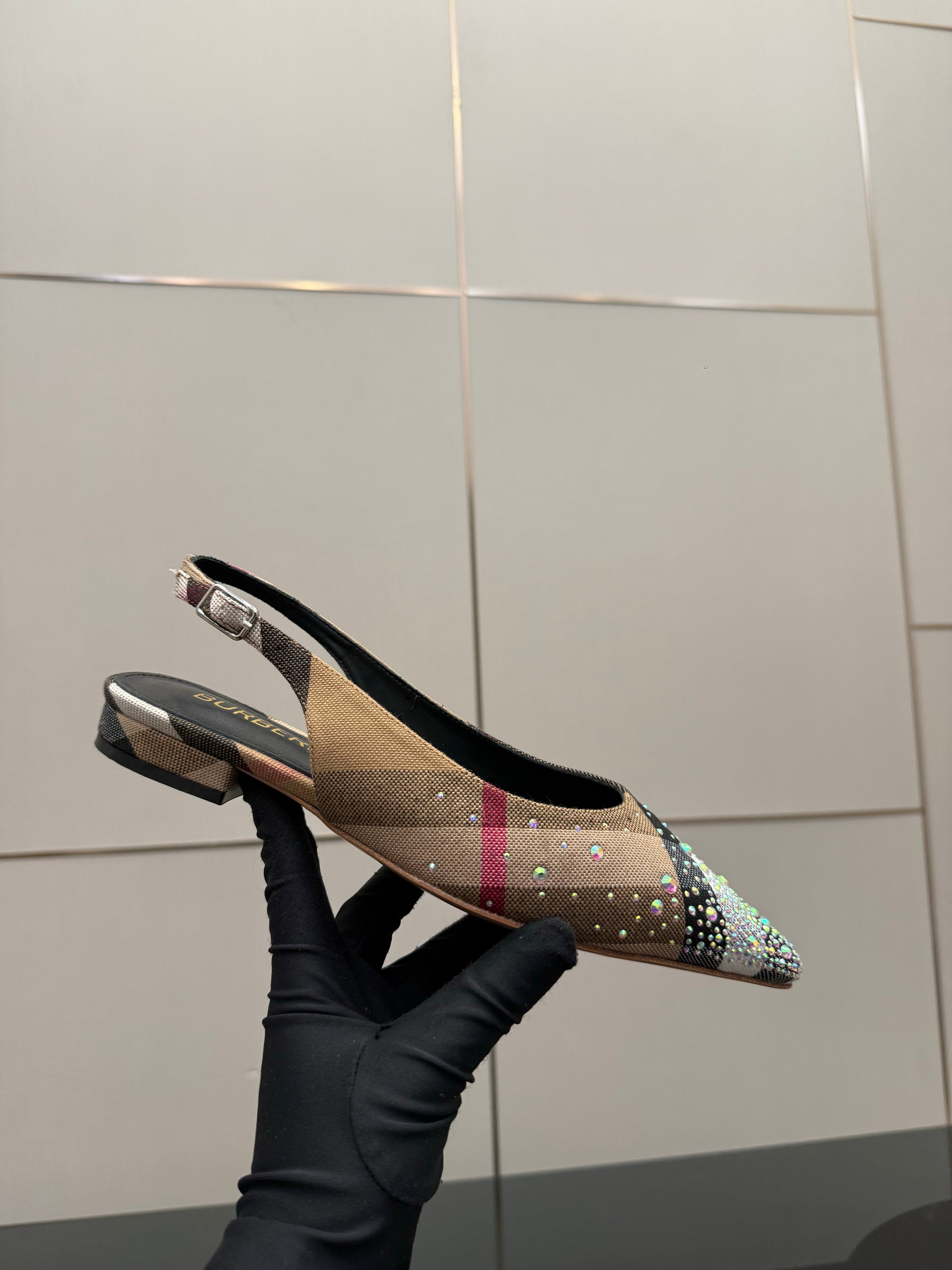 BURBERRY 26S SLINGBACK IN STRIPED COLOR COORDINATION FABRIC
