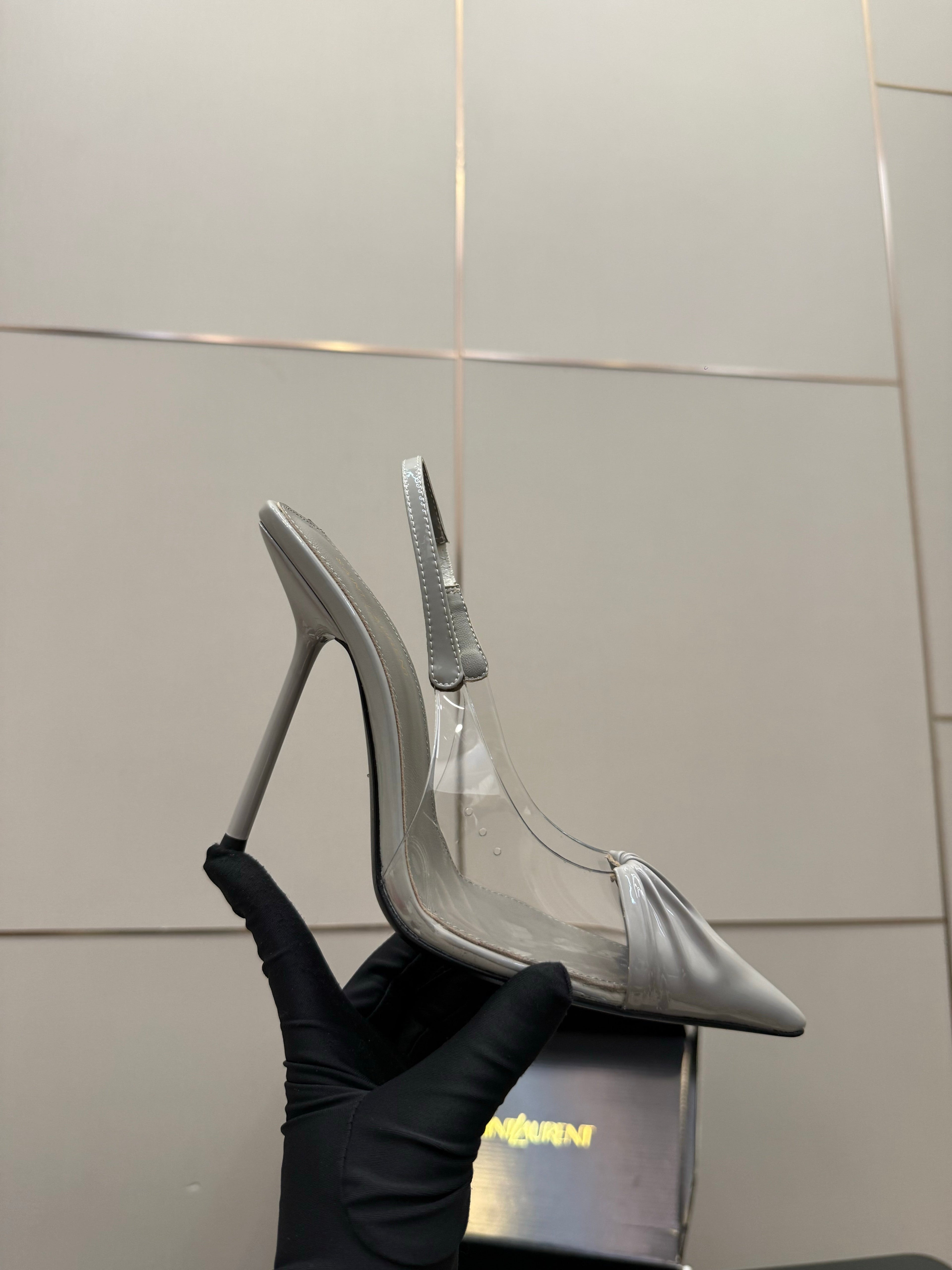 YSL 26S PLEATED SLINGBACK HEELS 105 MM IN GREY GLOSSY CALFSKIN AND PVC